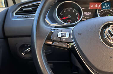 Внедорожник / Кроссовер Volkswagen Tiguan 2018 в 