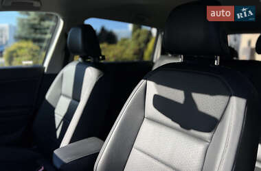 Внедорожник / Кроссовер Volkswagen Tiguan 2018 в 