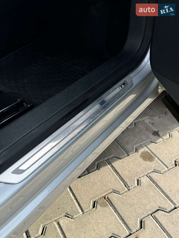 Внедорожник / Кроссовер Volkswagen Tiguan 2016 в Ивано-Франковске