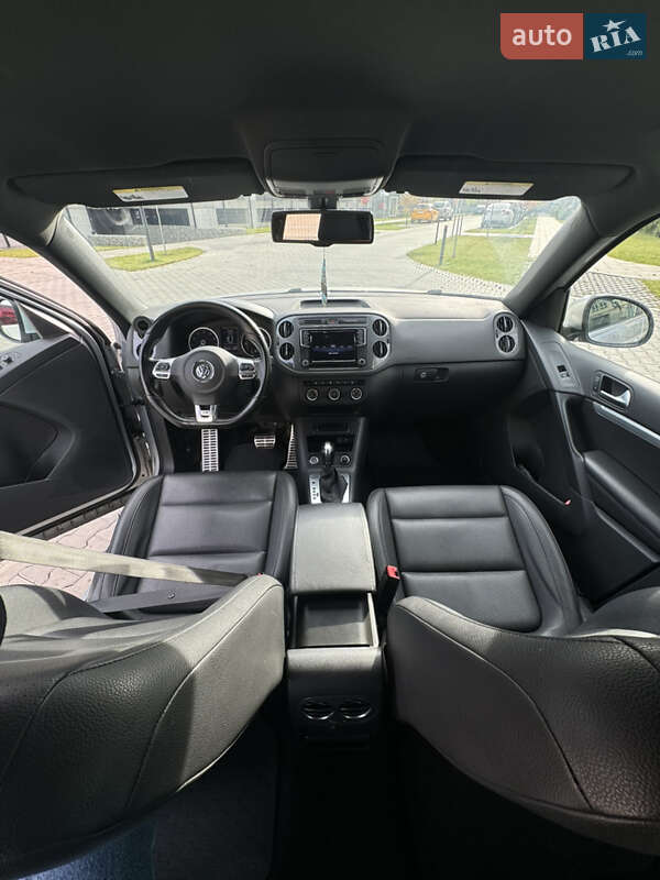 Внедорожник / Кроссовер Volkswagen Tiguan 2016 в Ивано-Франковске