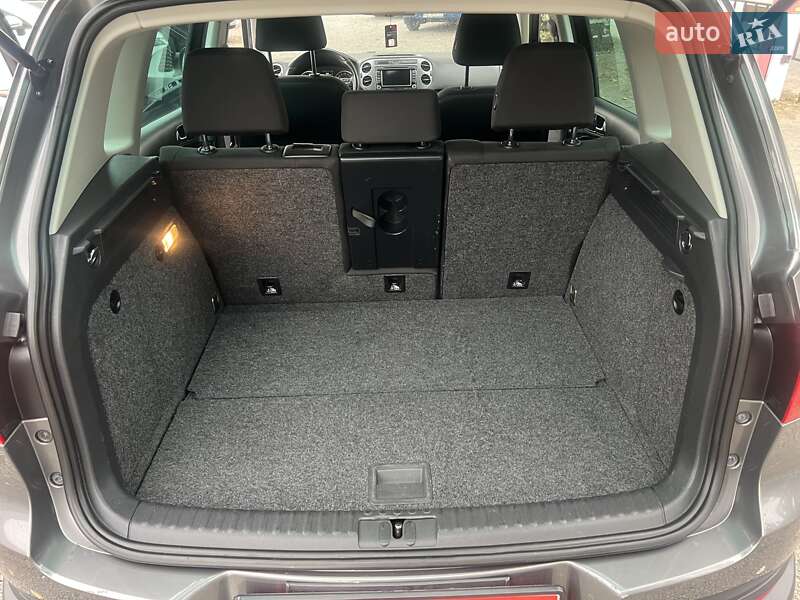 Позашляховик / Кросовер Volkswagen Tiguan 2015 в Дніпрі