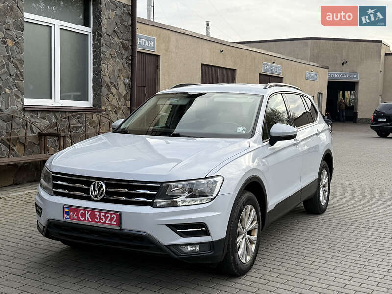 Позашляховик / Кросовер Volkswagen Tiguan 2018 в Володимирі