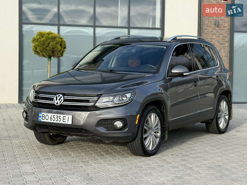 Внедорожник / Кроссовер Volkswagen Tiguan 2015 в 