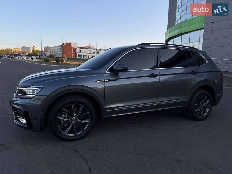 Внедорожник / Кроссовер Volkswagen Tiguan 2021 в Кривом Роге
