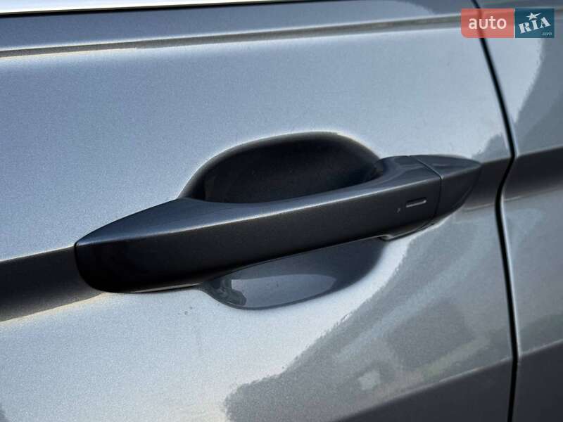 Внедорожник / Кроссовер Volkswagen Tiguan 2021 в Кривом Роге