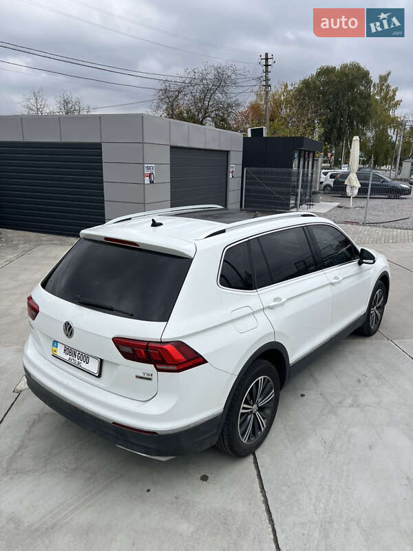 Внедорожник / Кроссовер Volkswagen Tiguan 2017 в Белой Церкви