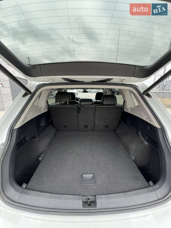 Внедорожник / Кроссовер Volkswagen Tiguan 2017 в Белой Церкви