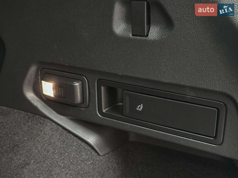 Позашляховик / Кросовер Volkswagen Tiguan 2019 в Бродах фото 122 Позашляховик / Кросовер Volkswagen Tiguan 2019 в Бродах