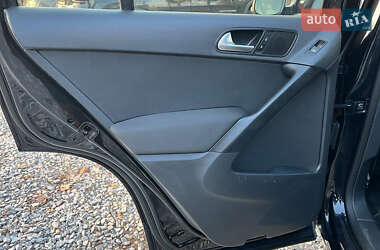 Позашляховик / Кросовер Volkswagen Tiguan 2013 в  фото 28 Позашляховик / Кросовер Volkswagen Tiguan 2013 в