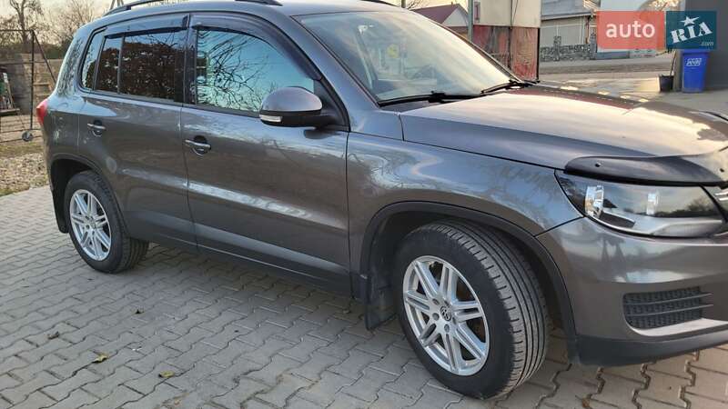 Внедорожник / Кроссовер Volkswagen Tiguan 2015 в Косове