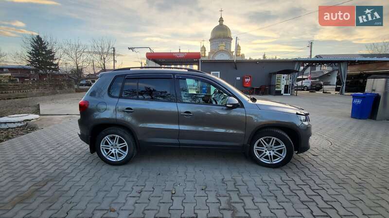 Внедорожник / Кроссовер Volkswagen Tiguan 2015 в Косове