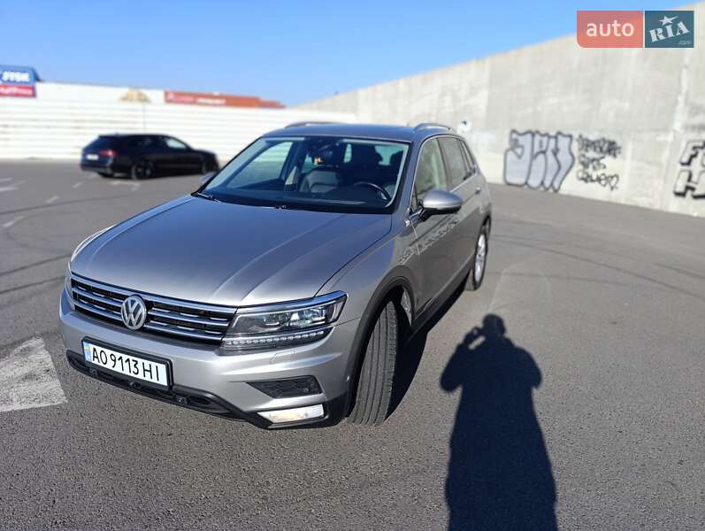Позашляховик / Кросовер Volkswagen Tiguan 2016 в Львові