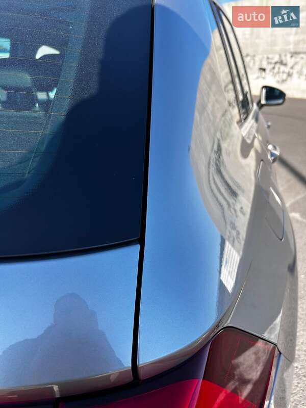 Позашляховик / Кросовер Volkswagen Tiguan 2016 в Львові