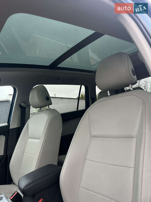 Внедорожник / Кроссовер Volkswagen Tiguan 2017 в Белой Церкви фото 10 Внедорожник / Кроссовер Volkswagen Tiguan 2017 в Белой Церкви