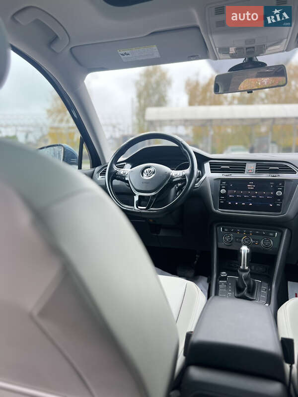Внедорожник / Кроссовер Volkswagen Tiguan 2017 в Белой Церкви фото 13 Внедорожник / Кроссовер Volkswagen Tiguan 2017 в Белой Церкви