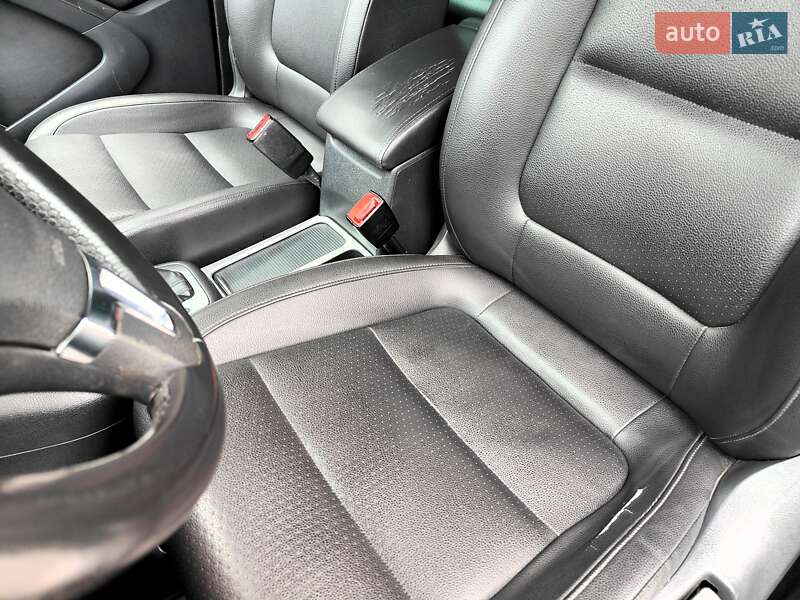 Позашляховик / Кросовер Volkswagen Tiguan 2011 в Києві фото 38 Позашляховик / Кросовер Volkswagen Tiguan 2011 в Києві