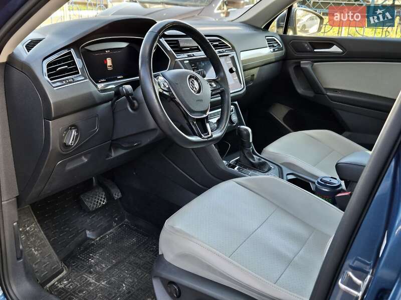 Внедорожник / Кроссовер Volkswagen Tiguan 2018 в Киеве фото 10 Внедорожник / Кроссовер Volkswagen Tiguan 2018 в Киеве