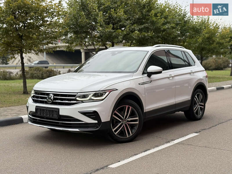 Внедорожник / Кроссовер Volkswagen Tiguan 2022 в Киеве