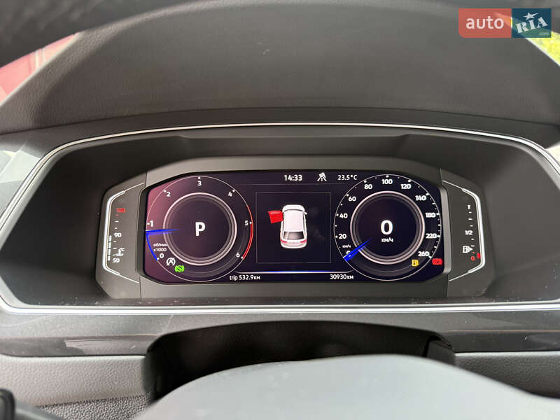 Внедорожник / Кроссовер Volkswagen Tiguan 2022 в Киеве