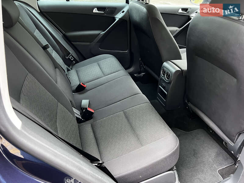 Внедорожник / Кроссовер Volkswagen Tiguan 2015 в Ровно фото 19 Внедорожник / Кроссовер Volkswagen Tiguan 2015 в Ровно