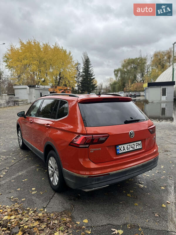 Внедорожник / Кроссовер Volkswagen Tiguan 2018 в Киеве фото 6 Внедорожник / Кроссовер Volkswagen Tiguan 2018 в Киеве