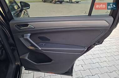 Внедорожник / Кроссовер Volkswagen Tiguan 2020 в 