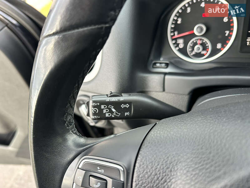 Внедорожник / Кроссовер Volkswagen Tiguan 2017 в Виннице