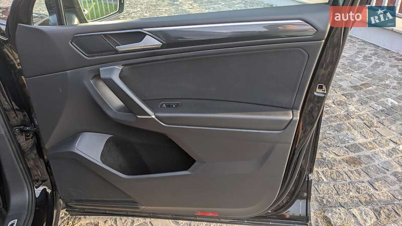 Внедорожник / Кроссовер Volkswagen Tiguan 2018 в Днепре фото 6 Внедорожник / Кроссовер Volkswagen Tiguan 2018 в Днепре