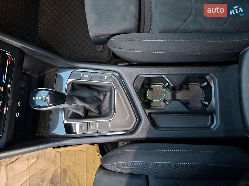 Внедорожник / Кроссовер Volkswagen Tiguan 2021 в Бережанах