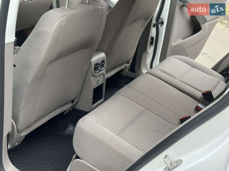 Внедорожник / Кроссовер Volkswagen Tiguan 2008 в Киеве фото 17 Внедорожник / Кроссовер Volkswagen Tiguan 2008 в Киеве