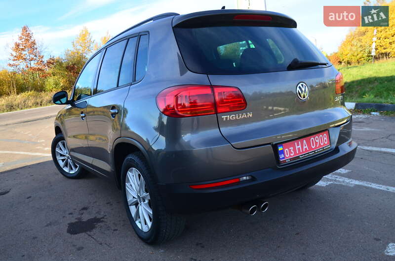 Внедорожник / Кроссовер Volkswagen Tiguan 2015 в Дрогобыче