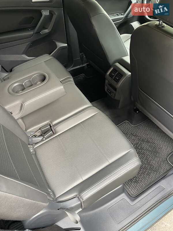 Внедорожник / Кроссовер Volkswagen Tiguan 2019 в Киеве фото 11 Внедорожник / Кроссовер Volkswagen Tiguan 2019 в Киеве