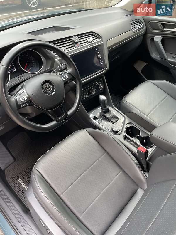 Внедорожник / Кроссовер Volkswagen Tiguan 2019 в Киеве фото 16 Внедорожник / Кроссовер Volkswagen Tiguan 2019 в Киеве