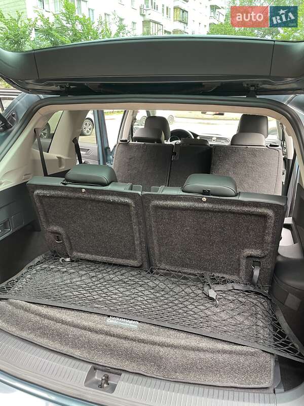 Внедорожник / Кроссовер Volkswagen Tiguan 2019 в Киеве фото 19 Внедорожник / Кроссовер Volkswagen Tiguan 2019 в Киеве