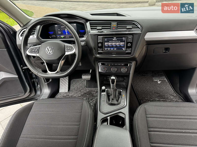Внедорожник / Кроссовер Volkswagen Tiguan 2023 в Киеве