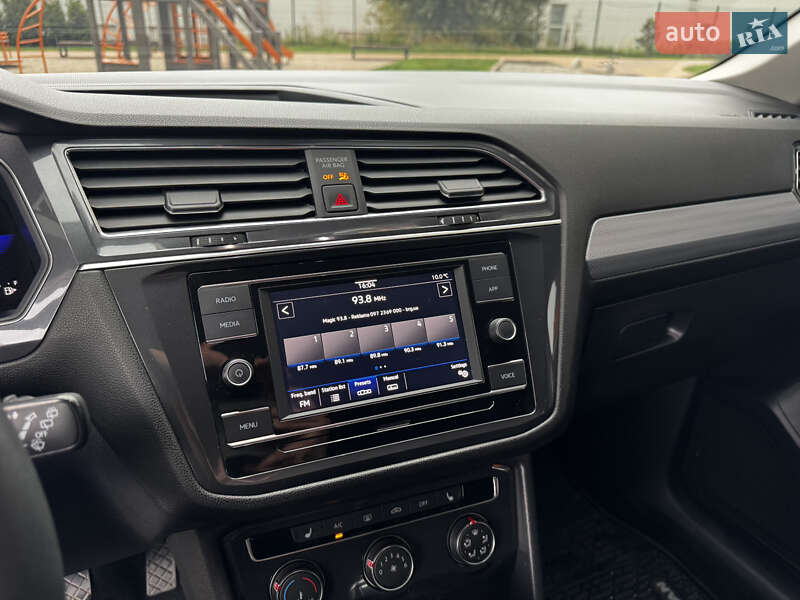 Внедорожник / Кроссовер Volkswagen Tiguan 2023 в Киеве