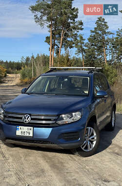 Внедорожник / Кроссовер Volkswagen Tiguan 2017 в Ирпене