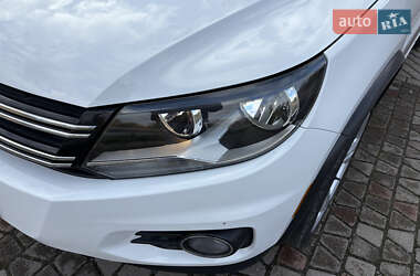 Внедорожник / Кроссовер Volkswagen Tiguan 2015 в 