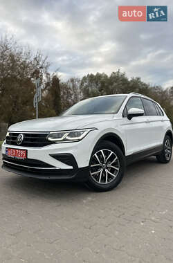 Позашляховик / Кросовер Volkswagen Tiguan 2021 в Бродах