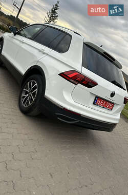 Позашляховик / Кросовер Volkswagen Tiguan 2021 в  фото 26 Позашляховик / Кросовер Volkswagen Tiguan 2021 в
