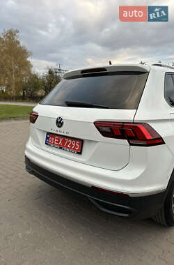Позашляховик / Кросовер Volkswagen Tiguan 2021 в  фото 42 Позашляховик / Кросовер Volkswagen Tiguan 2021 в