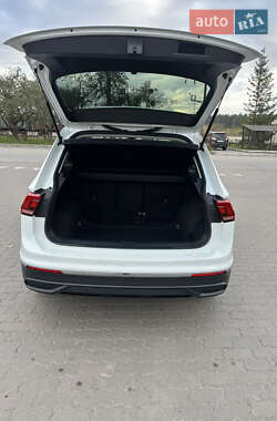 Позашляховик / Кросовер Volkswagen Tiguan 2021 в  фото 94 Позашляховик / Кросовер Volkswagen Tiguan 2021 в