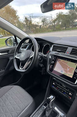 Позашляховик / Кросовер Volkswagen Tiguan 2021 в  фото 108 Позашляховик / Кросовер Volkswagen Tiguan 2021 в
