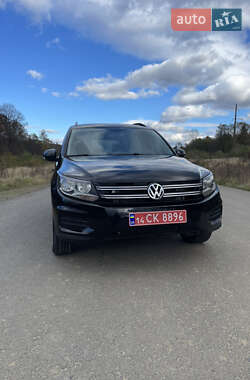 Позашляховик / Кросовер Volkswagen Tiguan 2016 в Трускавці