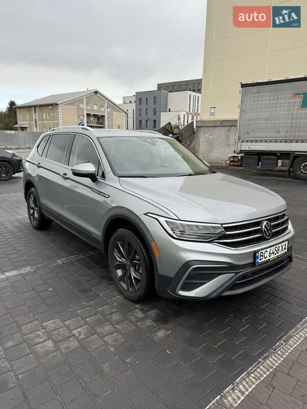 Внедорожник / Кроссовер Volkswagen Tiguan 2022 в Львове