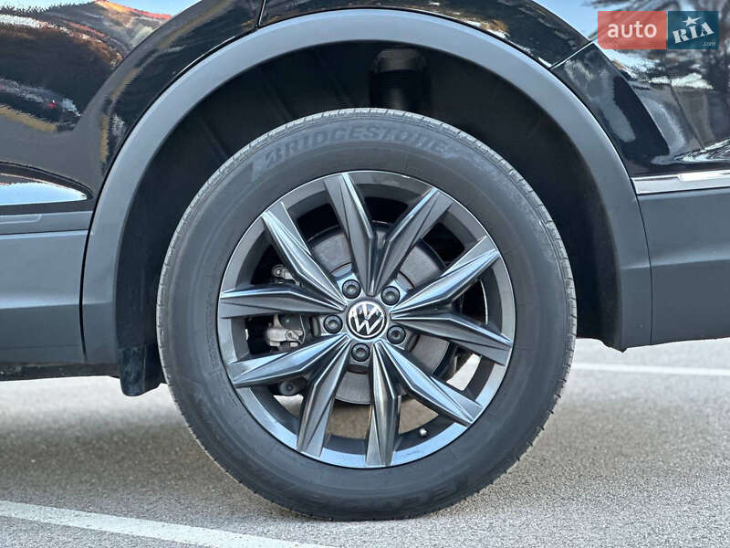 Позашляховик / Кросовер Volkswagen Tiguan 2023 в Києві