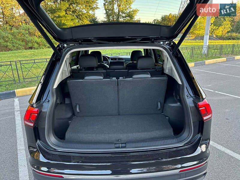 Позашляховик / Кросовер Volkswagen Tiguan 2023 в Києві