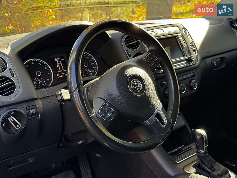 Внедорожник / Кроссовер Volkswagen Tiguan 2012 в Киеве