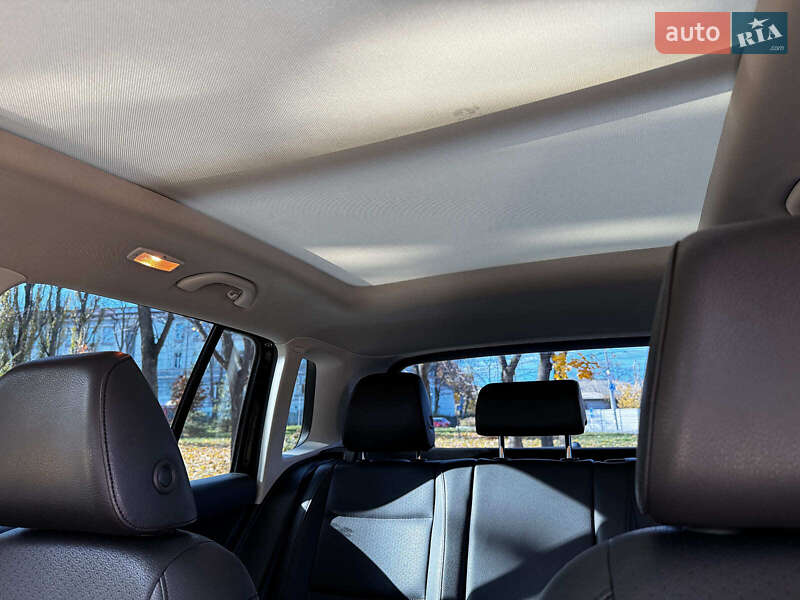 Внедорожник / Кроссовер Volkswagen Tiguan 2012 в Киеве