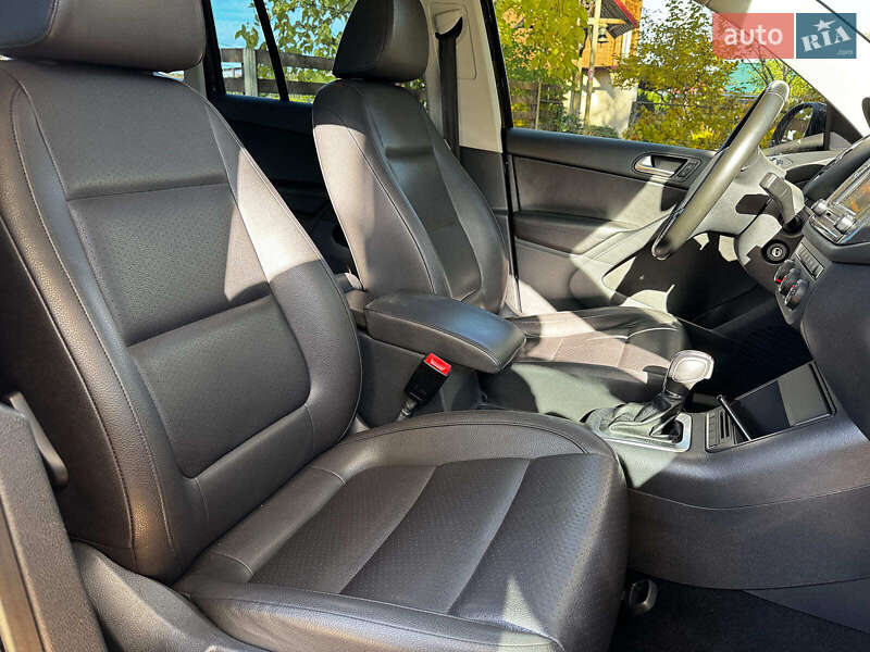 Внедорожник / Кроссовер Volkswagen Tiguan 2012 в Киеве